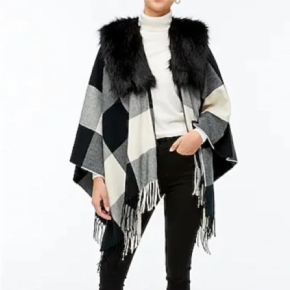 NWT J. Crew Black & White Gingham Plaid Fur Collar Fringe Poncho Cape Jacket - Picture 6 of 8